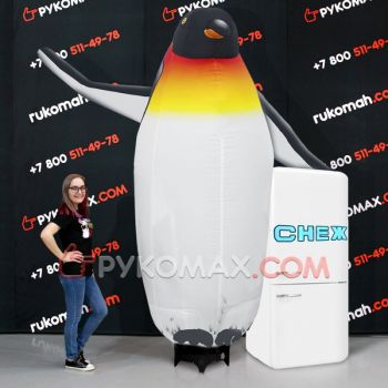 Надувной Пингвин с машущей лапкой и холодильником 2м