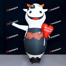 Рекламная фигура Корова с сердечком